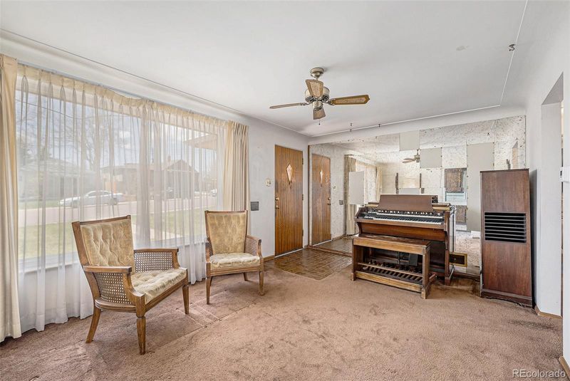 4886 Benton St, Denver, CO 80212