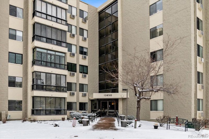 13850 E Marina Dr #308, Aurora, CO 80014