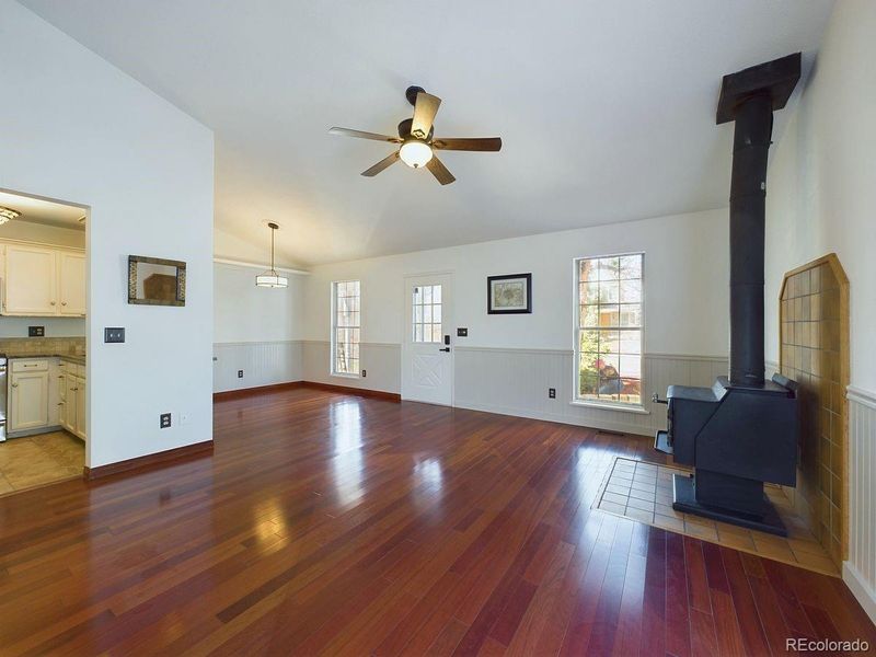 955 Clover Cir, Lafayette, CO 80026
