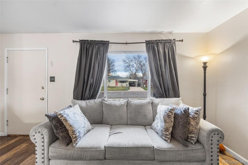 1835 S Vrain St, Denver, CO 80219