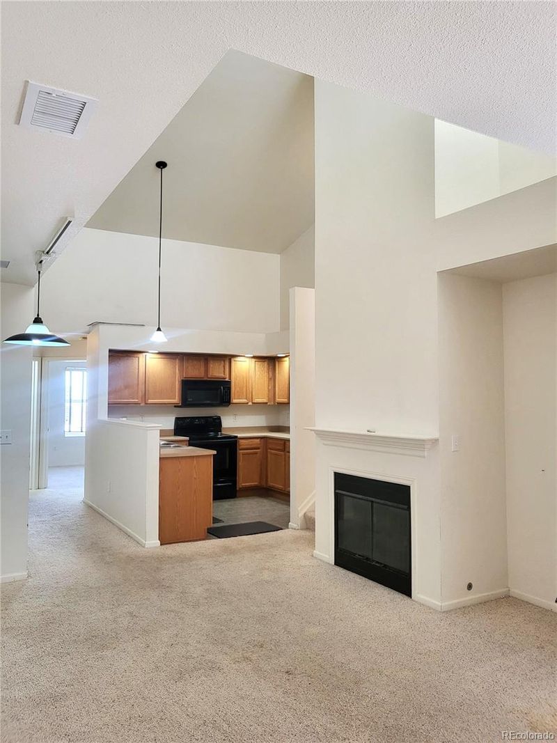 18721 E Water Dr #D, Aurora, CO 80013