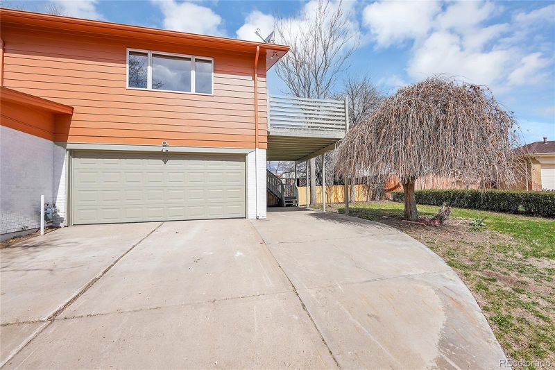 9555 W 53rd Pl, Arvada, CO 80002
