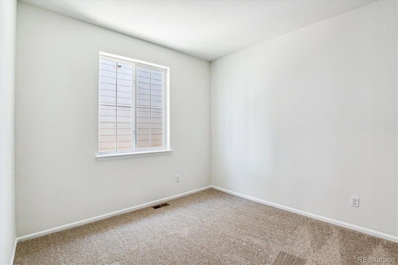 624 Penn Rd, Elizabeth, CO 80107