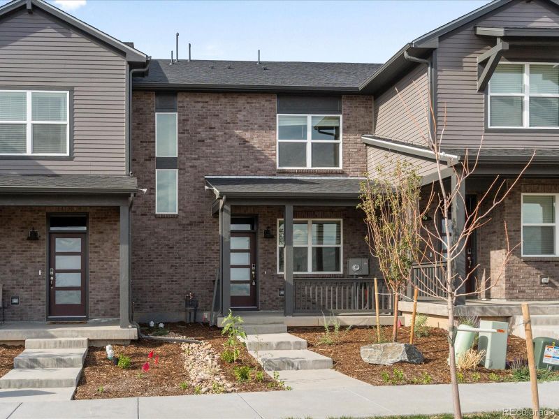 22321 E 7th Pl, Aurora, CO 80018