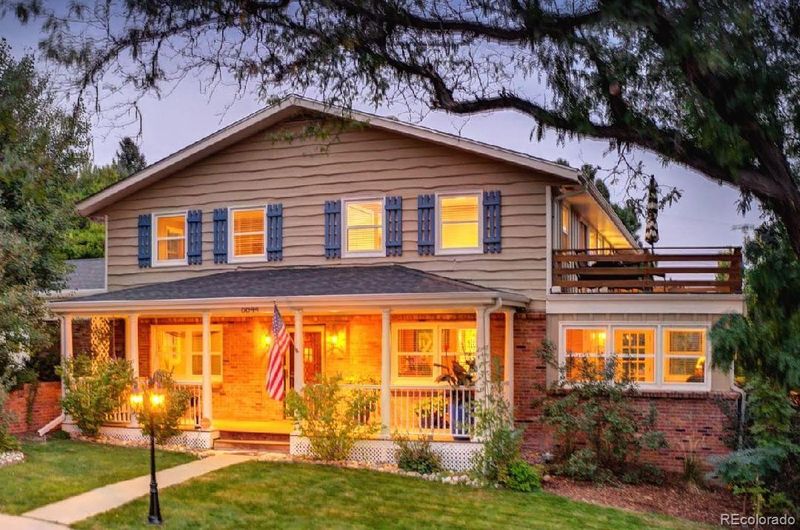 6844 Dover St, Arvada, CO 80004