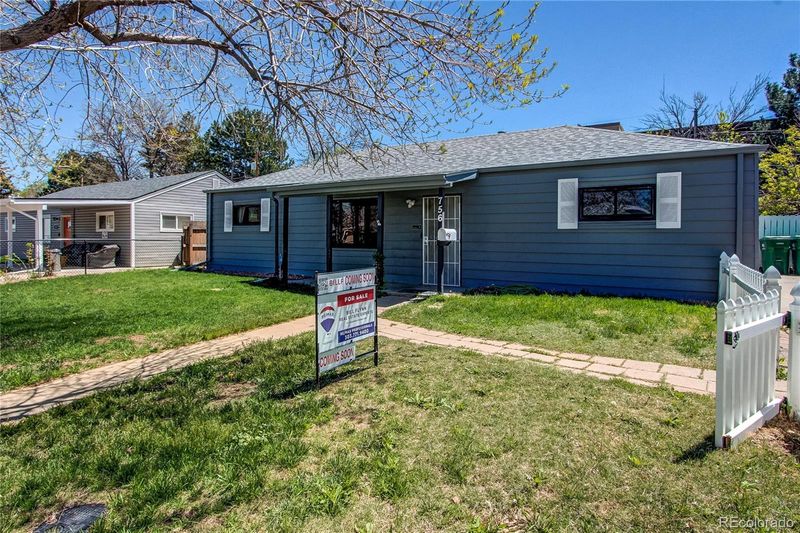 756 Zion St, Aurora, CO 80011