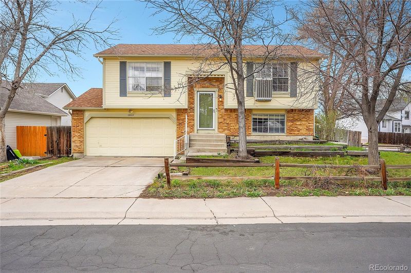 19597 E Nassau Dr, Aurora, CO 80013