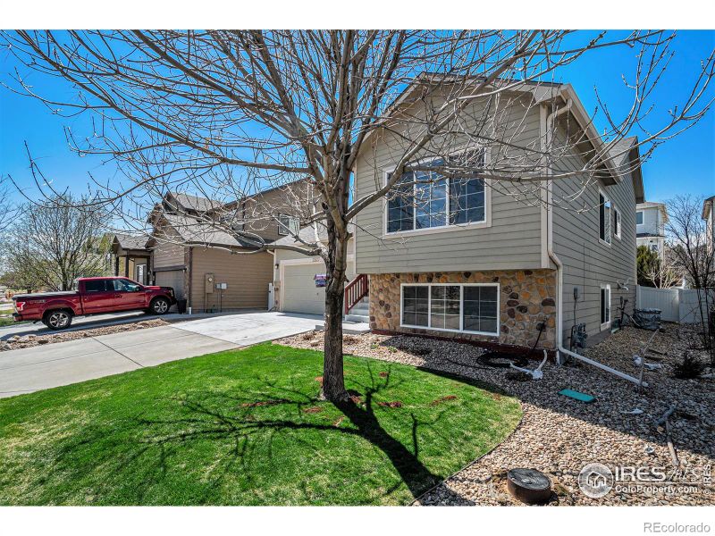 2527 Forecastle Dr, Fort Collins, CO 80524