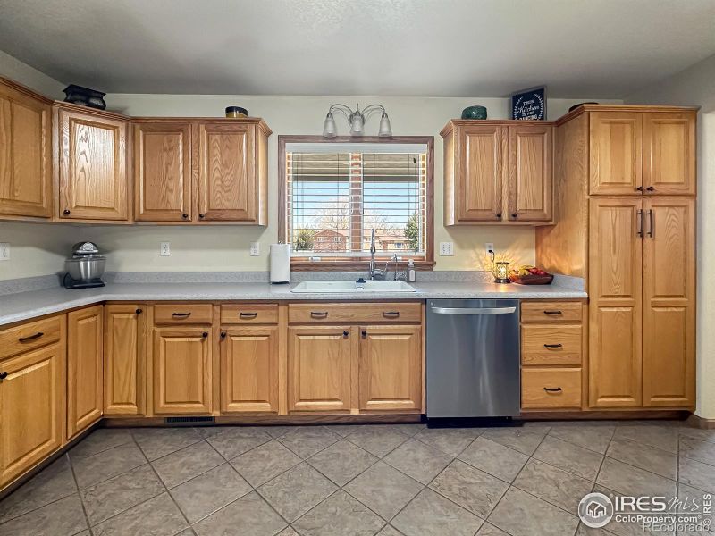 13964 County Road 37, Sterling, CO 80751