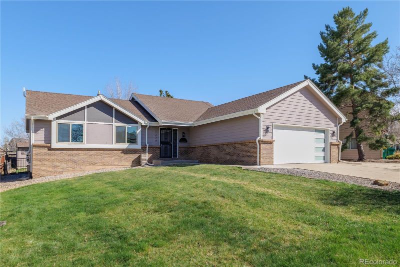 1328 Ben Nevis Ave, Broomfield, CO 80020