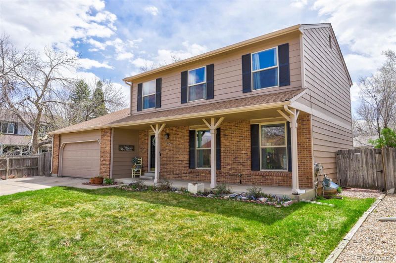 17996 E Florida Dr, Aurora, CO 80017