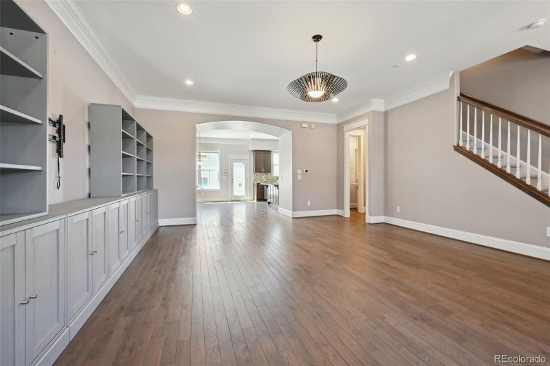 8222 E 49th Pl, Denver, CO 80238