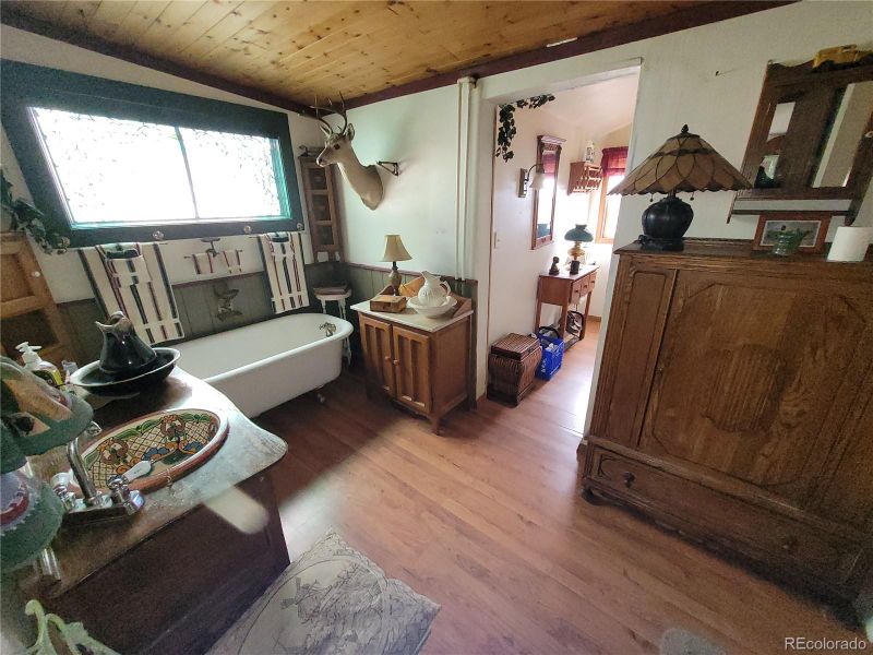 616 Gunnison St, Hartsel, CO 80449