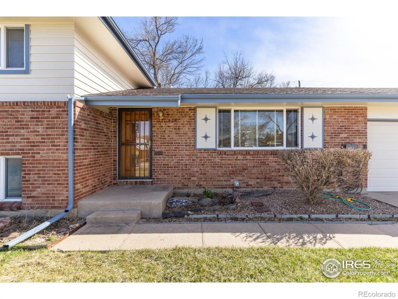 924 W 101st Pl, Northglenn, CO 80260
