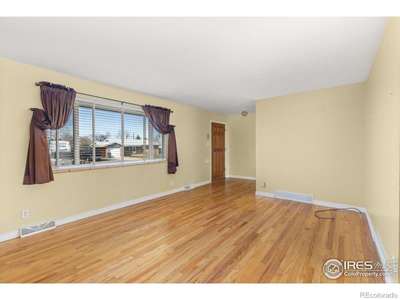 924 W 101st Pl, Northglenn, CO 80260