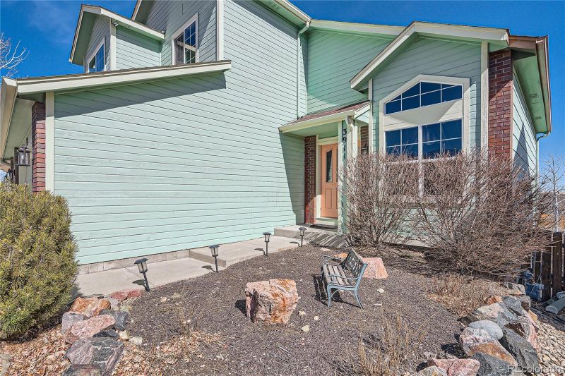 3911 Roan Dr, Colorado Springs, CO 80922