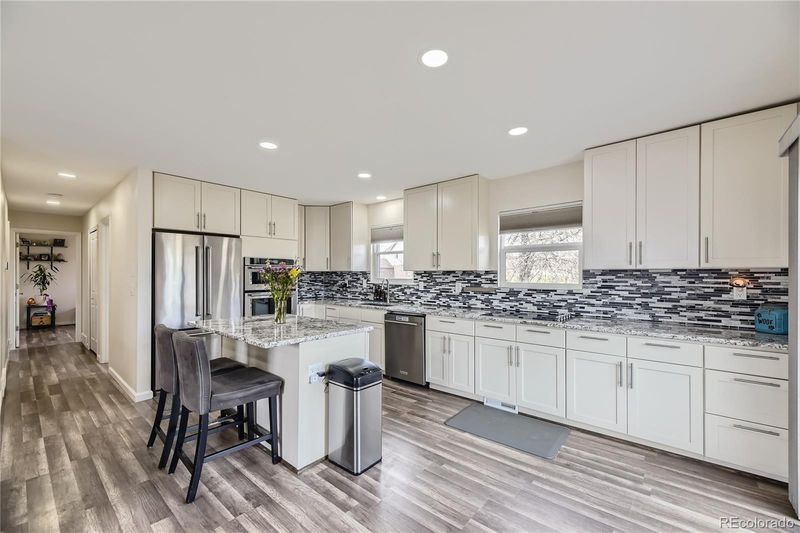 6041 S Estes St, Littleton, CO 80123