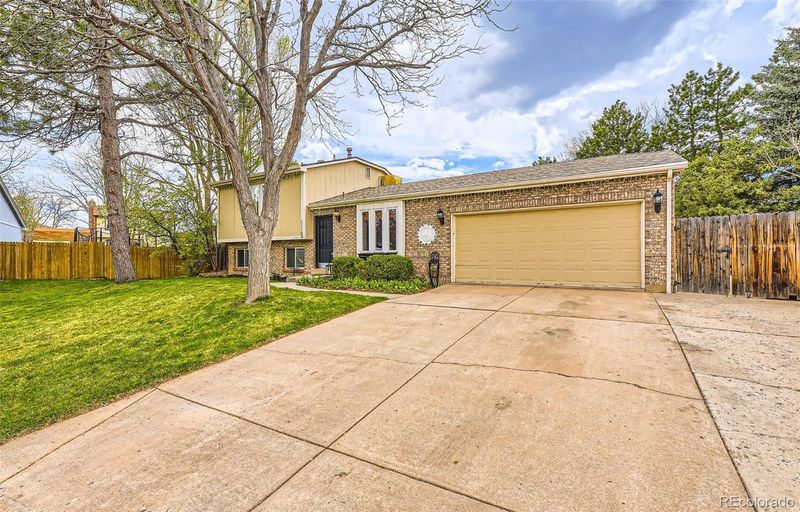 11160 W Alamo Pl, Littleton, CO 80127