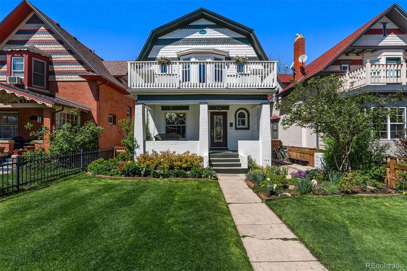 979 S Pennsylvania St, Denver, CO 80209