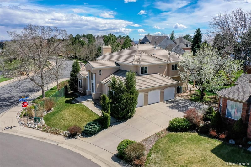 7810 W Oxford Cir, Lakewood, CO 80235