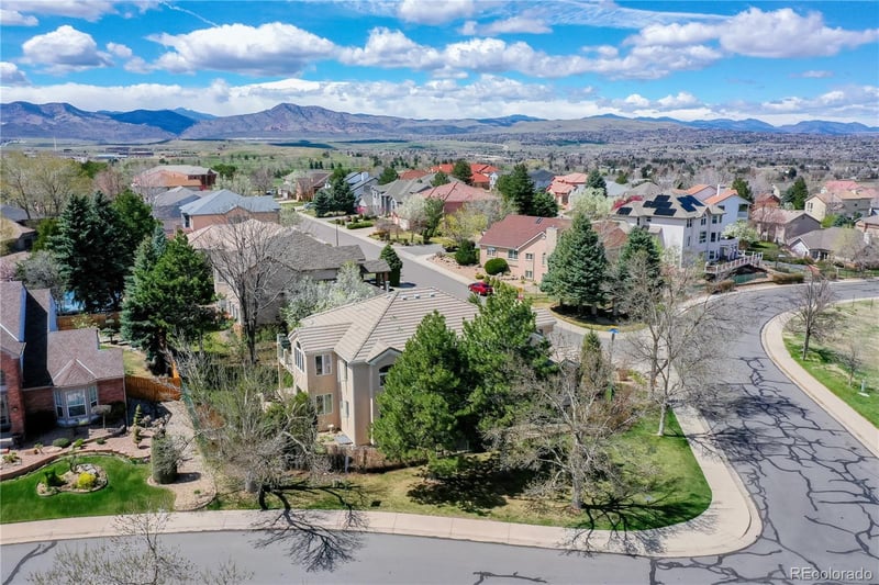 7810 W Oxford Cir, Lakewood, CO 80235