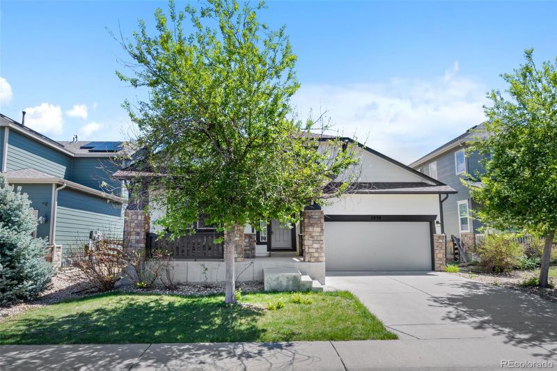 5030 S Riviera Ct, Aurora, CO 80015