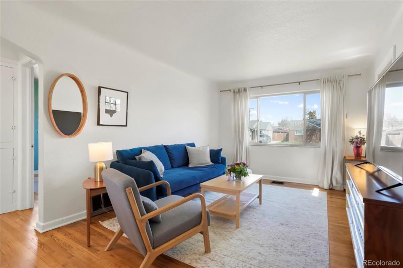 3385 Locust St, Denver, CO 80207