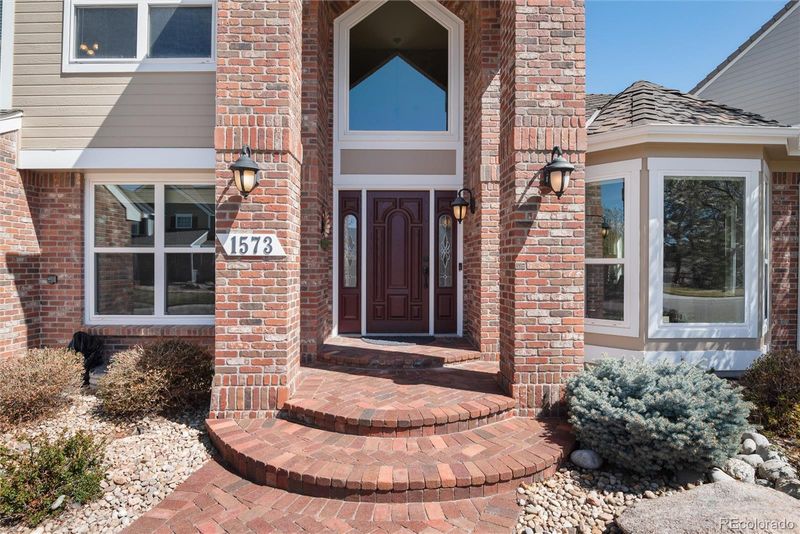 1573 Sunset Ridge Rd, Highlands Ranch, CO 80126