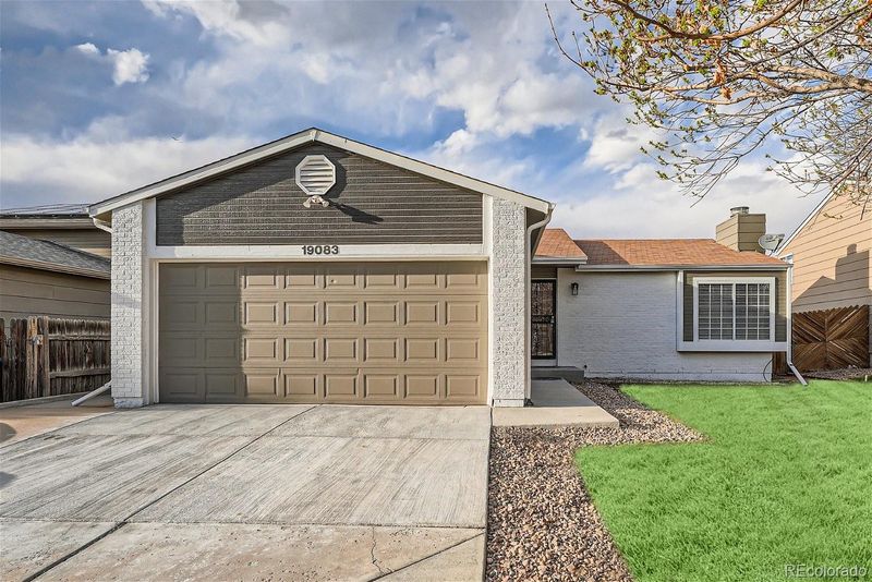 19083 E Oberlin Dr, Aurora, CO 80013