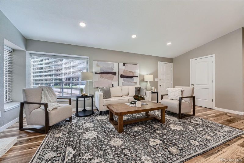 19083 E Oberlin Dr, Aurora, CO 80013