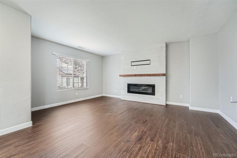 21560 E 46th Ave, Denver, CO 80249