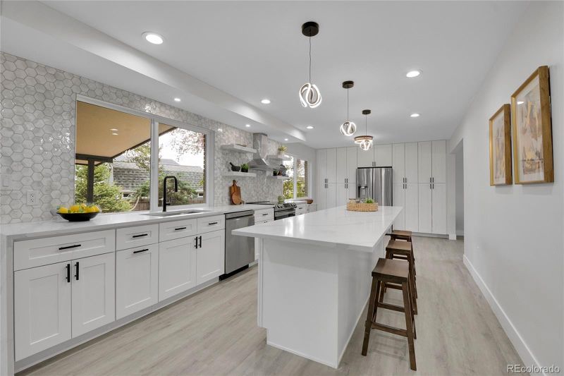 5151 W Fremont Dr, Littleton, CO 80128