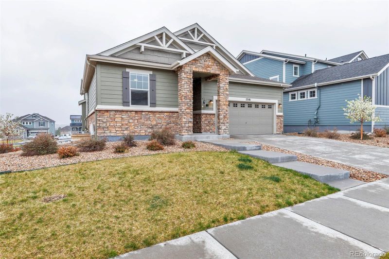 27101 E Frost Pl, Aurora, CO 80016