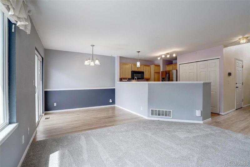 1998 E 102nd Cir, Thornton, CO 80229