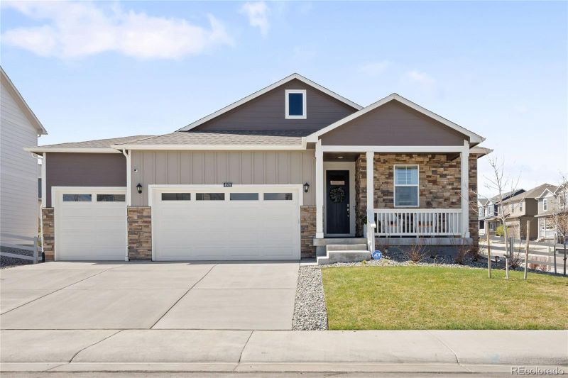 4839 Trails Edge Ln, Castle Rock, CO 80104