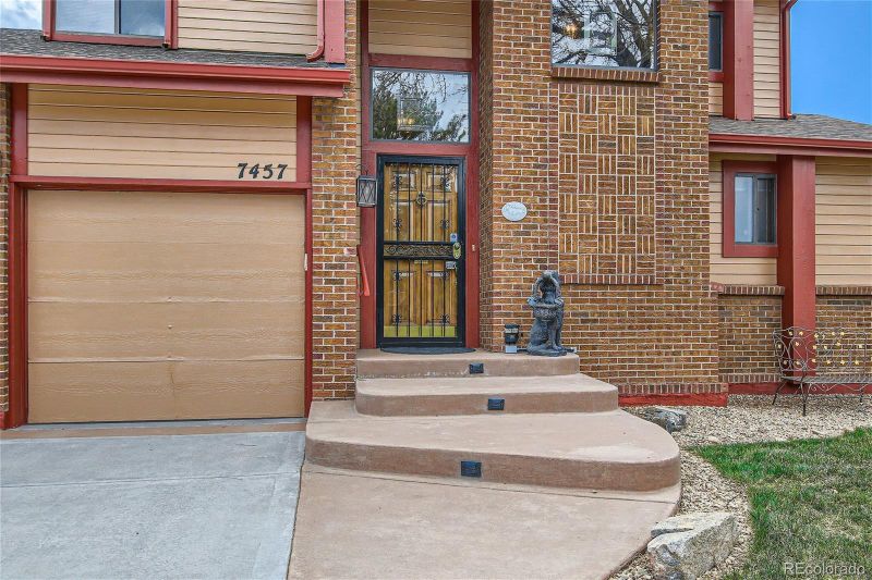 7457 Queen Cir, Arvada, CO 80005