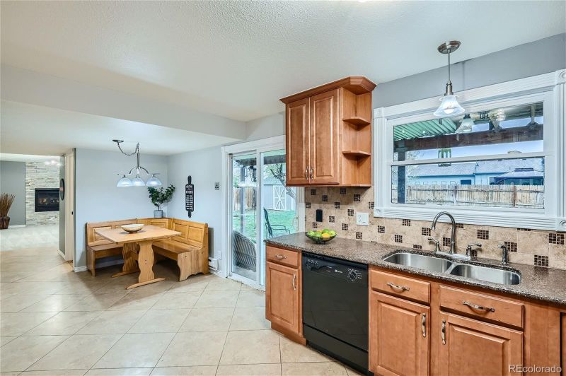 10934 Elm Dr, Thornton, CO 80233