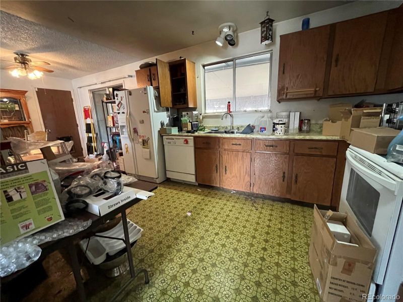 10929 Grange Creek Dr, Thornton, CO 80233