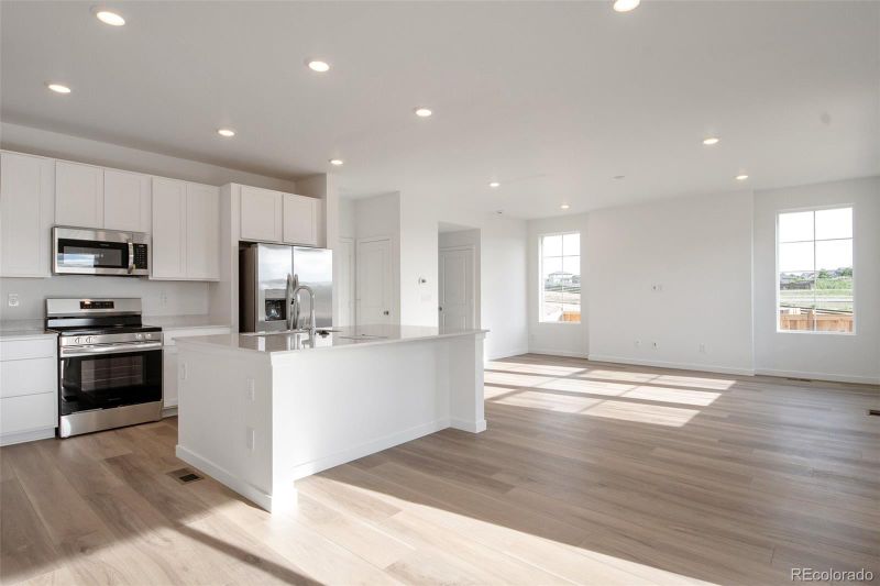 9051 Hightower St, Parker, CO 80134