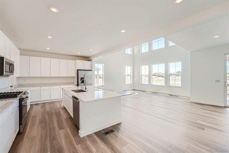 535 Penn Rd, Elizabeth, CO 80107