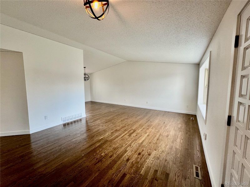 19476 E Floyd Ave, Aurora, CO 80013