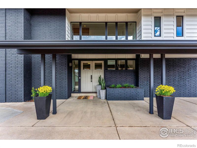 3880 Cloverleaf Dr, Boulder, CO 80304