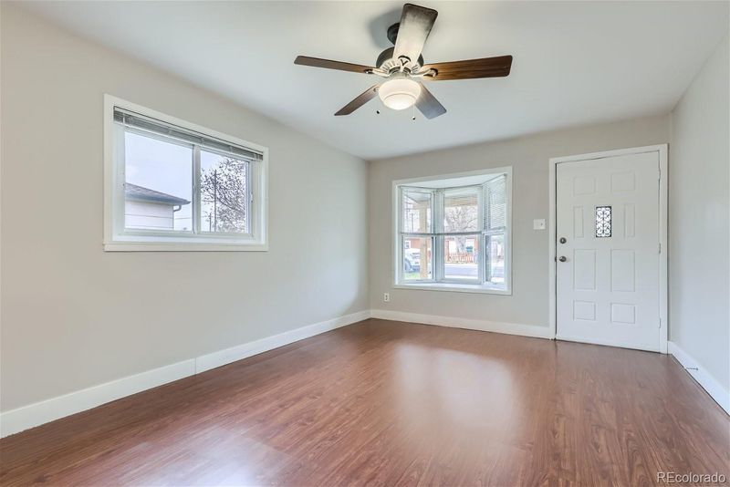 1224 Yuba St, Aurora, CO 80011