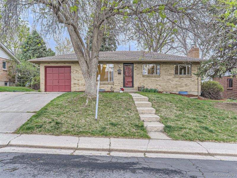 2874 S Zurich Ct, Denver, CO 80236