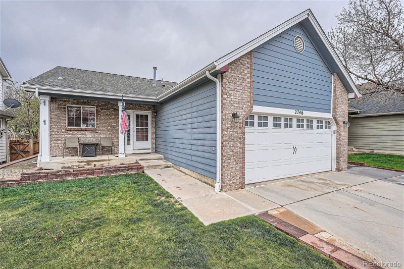 2746 Canossa Dr, Broomfield, CO 80020