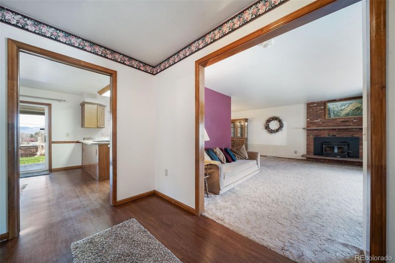 6925 S Sycamore St, Littleton, CO 80120