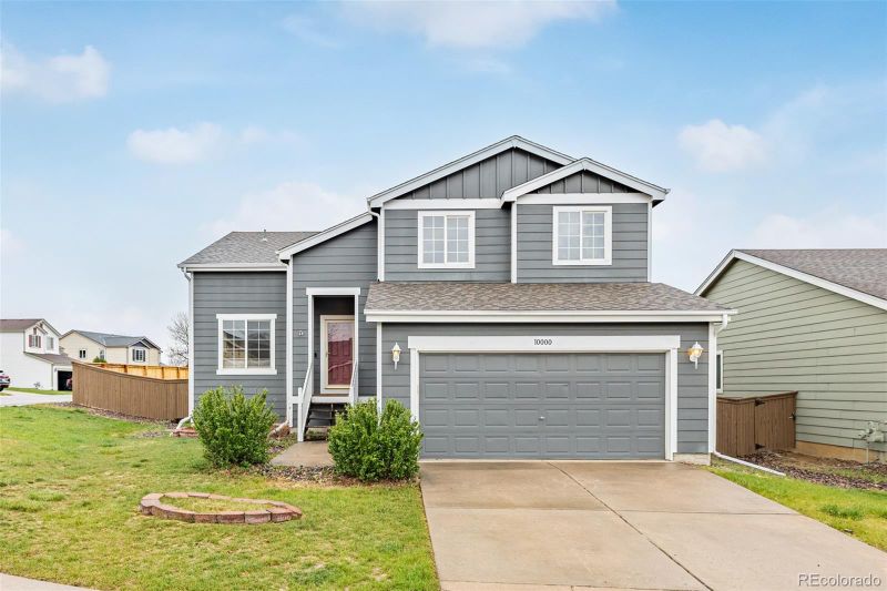 10000 Strathfield Ln, Highlands Ranch, CO 80126