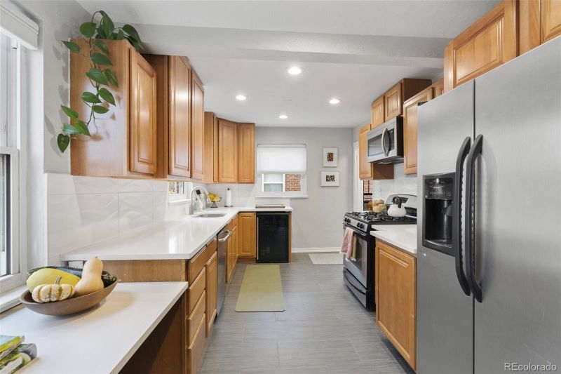 3174 S Delaware St, Englewood, CO 80110