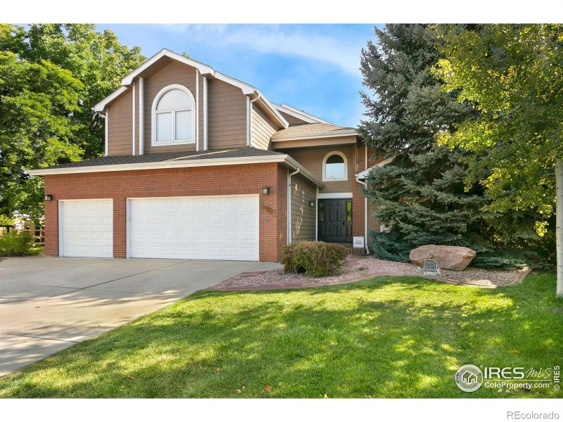 604 Hinsdale Ct, Fort Collins, CO 80526