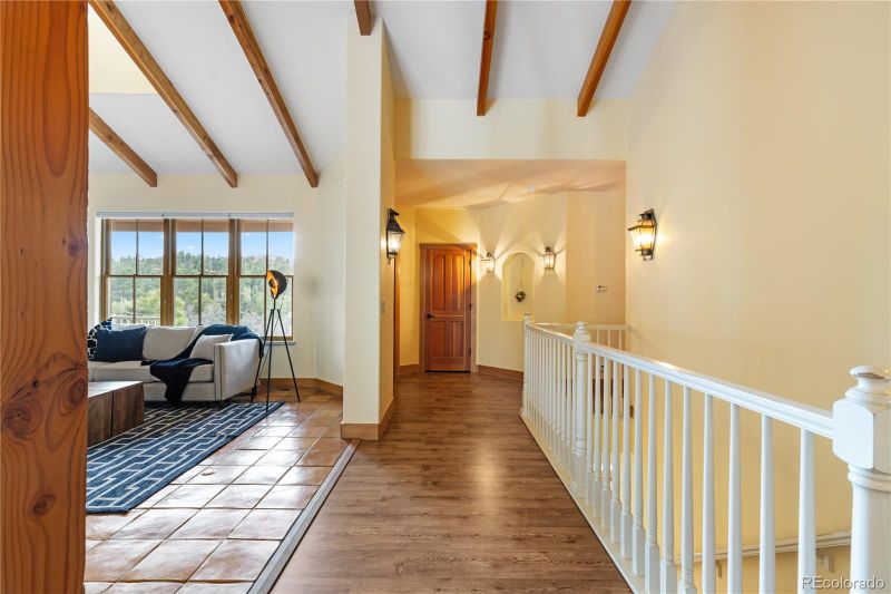 5162 N Lariat Dr, Castle Rock, CO 80108